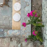 Villa Almyra Blue *