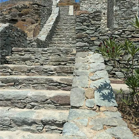 וילה Almyra Blue