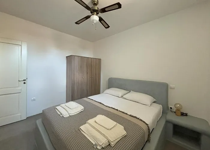 Almyra Blue * Loutrá